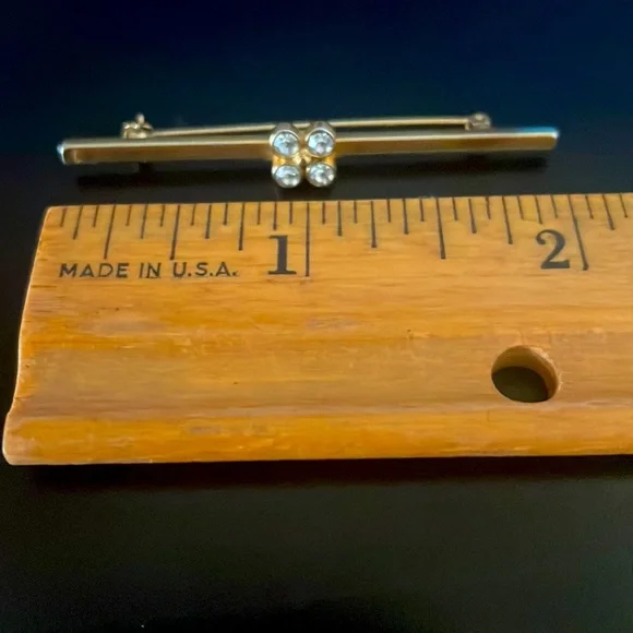 Vintage Avon Gold Tone Bar Brooch - Picture 6 of 7